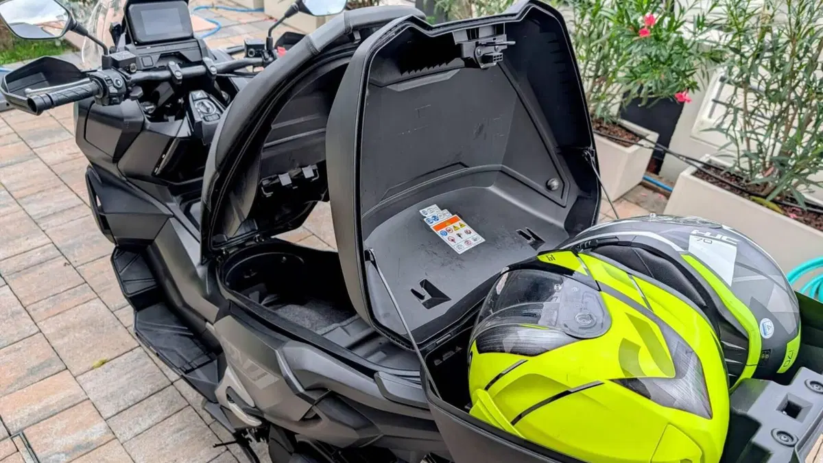 Honda ADV 350 Special Edition (2025 - 26)  (6)