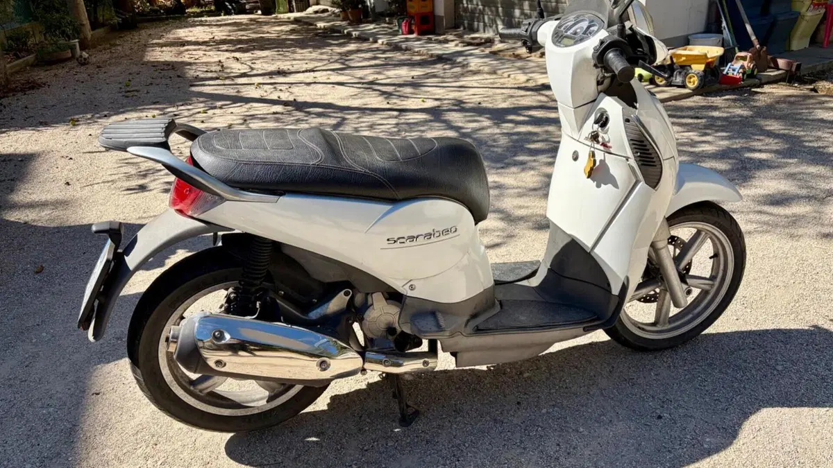 Aprilia Scarabeo 125 i.e. (2009 - 11)  (4)