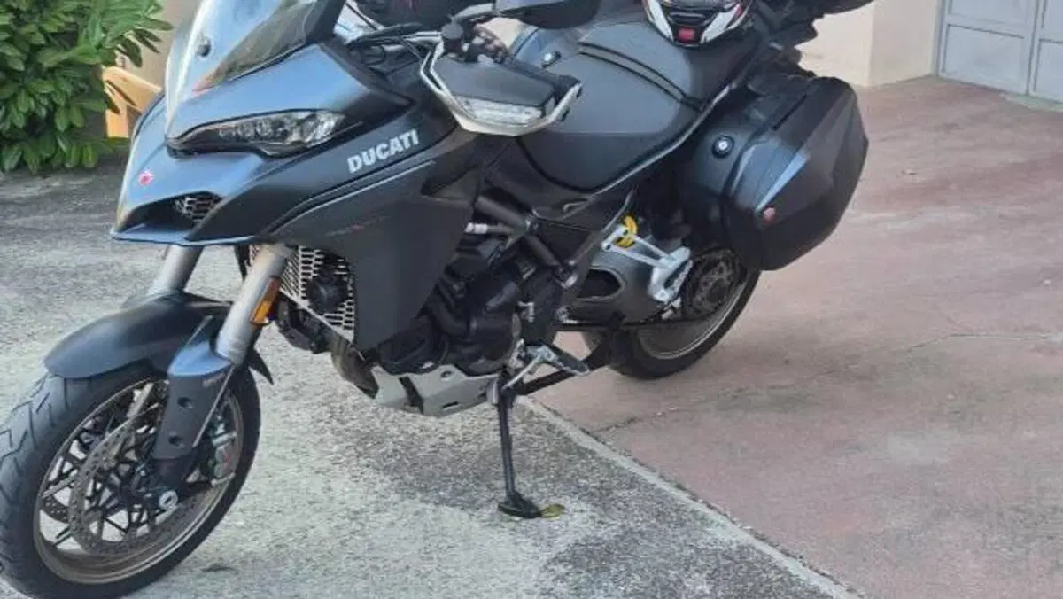 Ducati Multistrada 1260 S Grand Tour (2020)  (2)