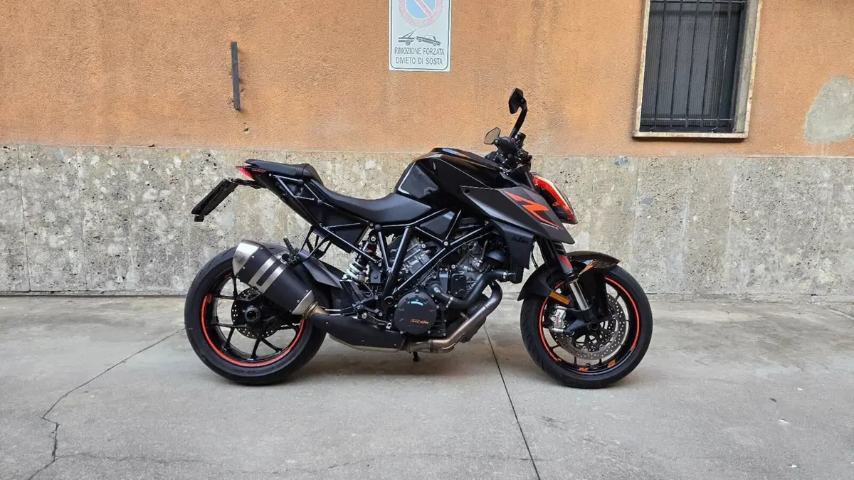 KTM 1290 Super Duke R ABS (2017 - 18) 