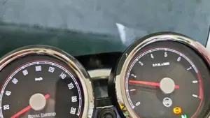 Royal Enfield Interceptor 650 (2021 - 26)  (5)