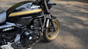 Kawasaki Z 650 RS (2025 - 27)  (9)