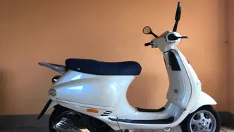 Vespa 150 ET4 (1999 - 01) usata