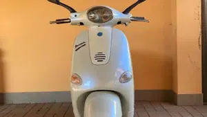 Vespa 150 ET4 (1999 - 01)  (2)