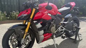 Ducati Streetfighter V4 1100 S (2021 - 22)  (4)