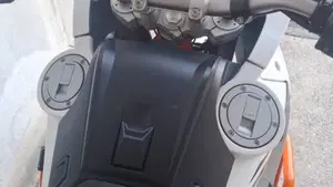 KTM 990 Adventure R (2012 - 14)  (2)