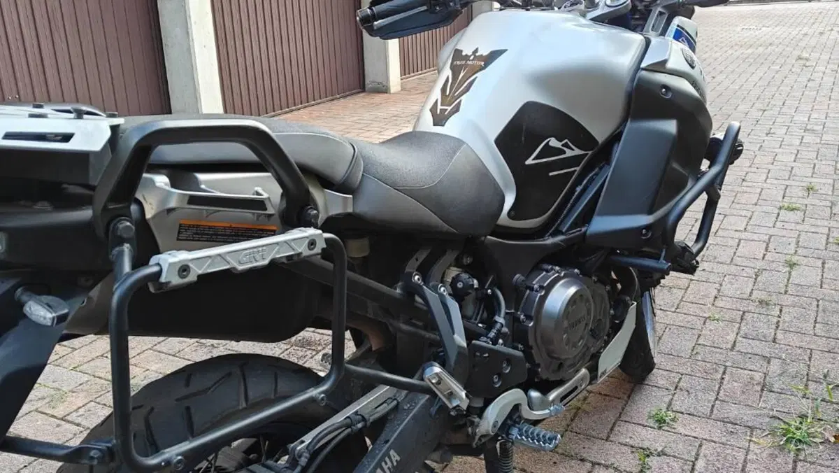 Yamaha XT1200Z Super Ténéré ABS (2015 - 16)  (2)