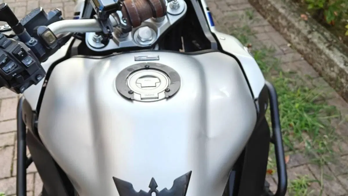 Yamaha XT1200Z Super Ténéré ABS (2015 - 16)  (8)