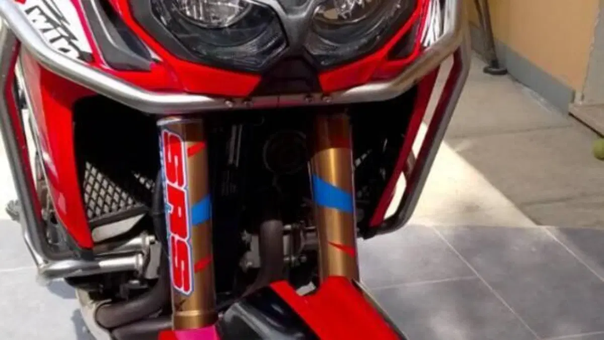 Honda Africa Twin CRF 1000L DCT (2018 - 19) 