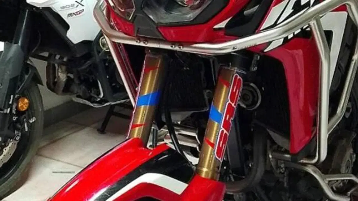 Honda Africa Twin CRF 1000L DCT (2018 - 19)  (3)