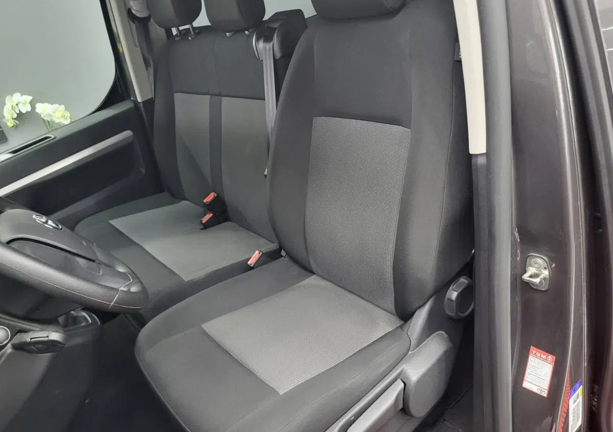 Toyota Proace Verso Verso 2.0d 144cv S&S L1 Lounge D 9p.ti (11)