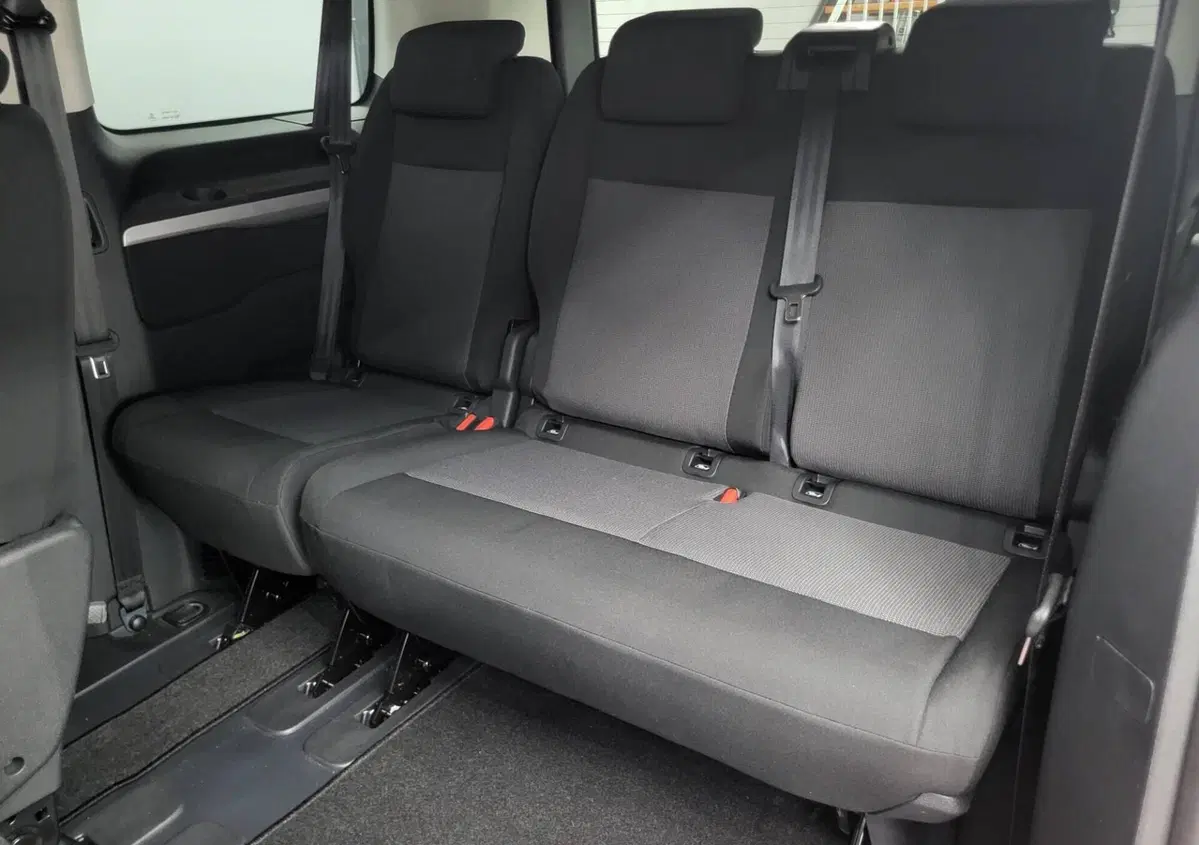 Toyota Proace Verso Verso 2.0d 144cv S&S L1 Lounge D 9p.ti (17)