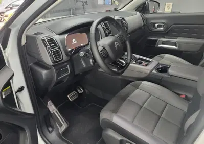 Citroen C5 Aircross Aircross Hybrid 225 E-EAT8 Shine (10)