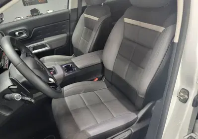 Citroen C5 Aircross Aircross Hybrid 225 E-EAT8 Shine (11)