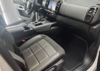 Citroen C5 Aircross Aircross Hybrid 225 E-EAT8 Shine (18)