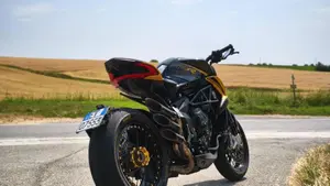 MV Agusta Dragster 800 RR SCS (2020)  (2)