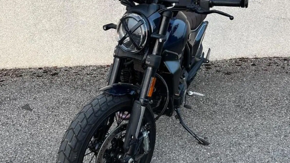 Ducati Scrambler 800 Nightshift (2025 - 26)  (2)