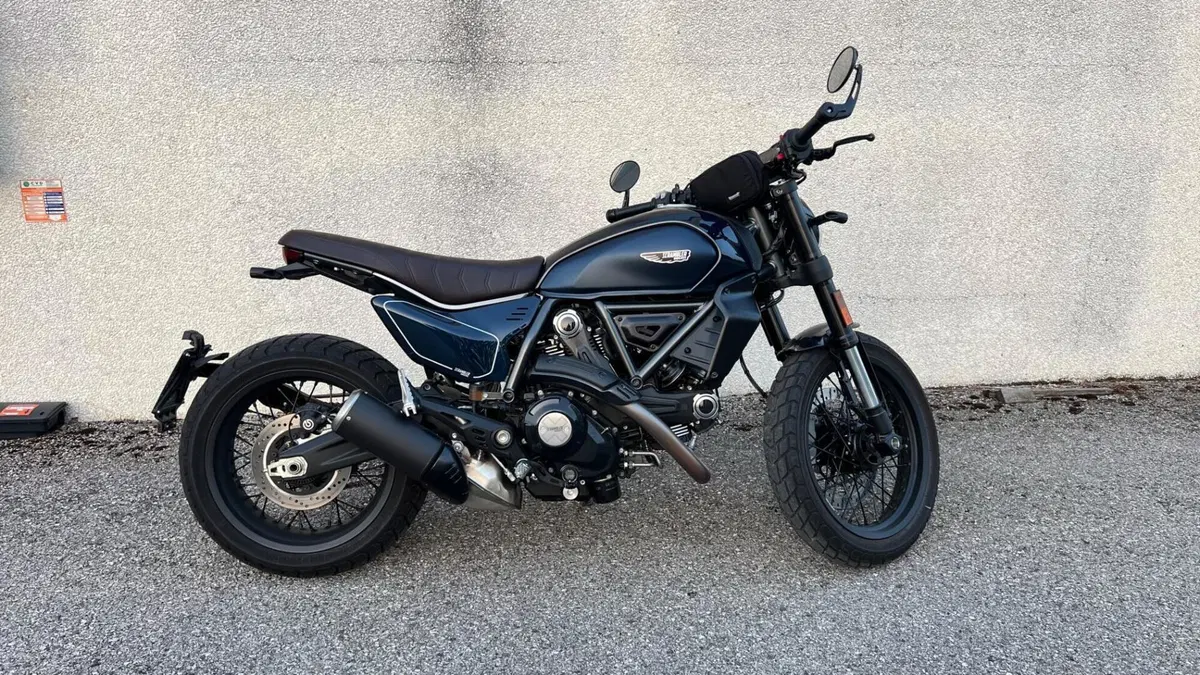 Ducati Scrambler 800 Nightshift (2025 - 26)  (3)