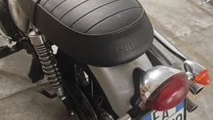 Triumph Scrambler (2006 - 17)  (4)