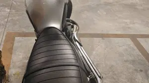 Triumph Scrambler (2006 - 17)  (5)