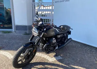 Moto Guzzi V7 Stone (2021 - 24) - Annuncio 10123186