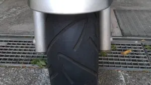 Yamaha X-Max 250 (2005 - 07)  (5)