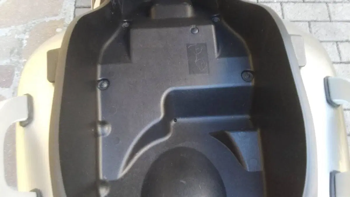 Yamaha X-Max 250 (2005 - 07)  (8)
