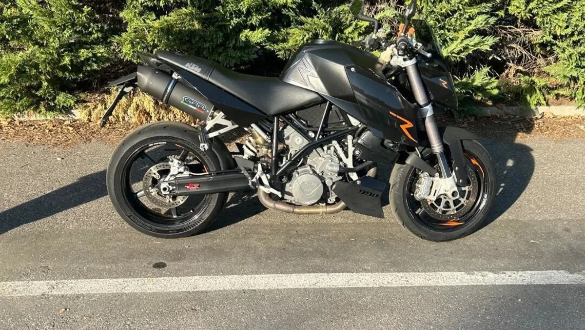 KTM 990 Super Duke (2007 - 11)  (2)