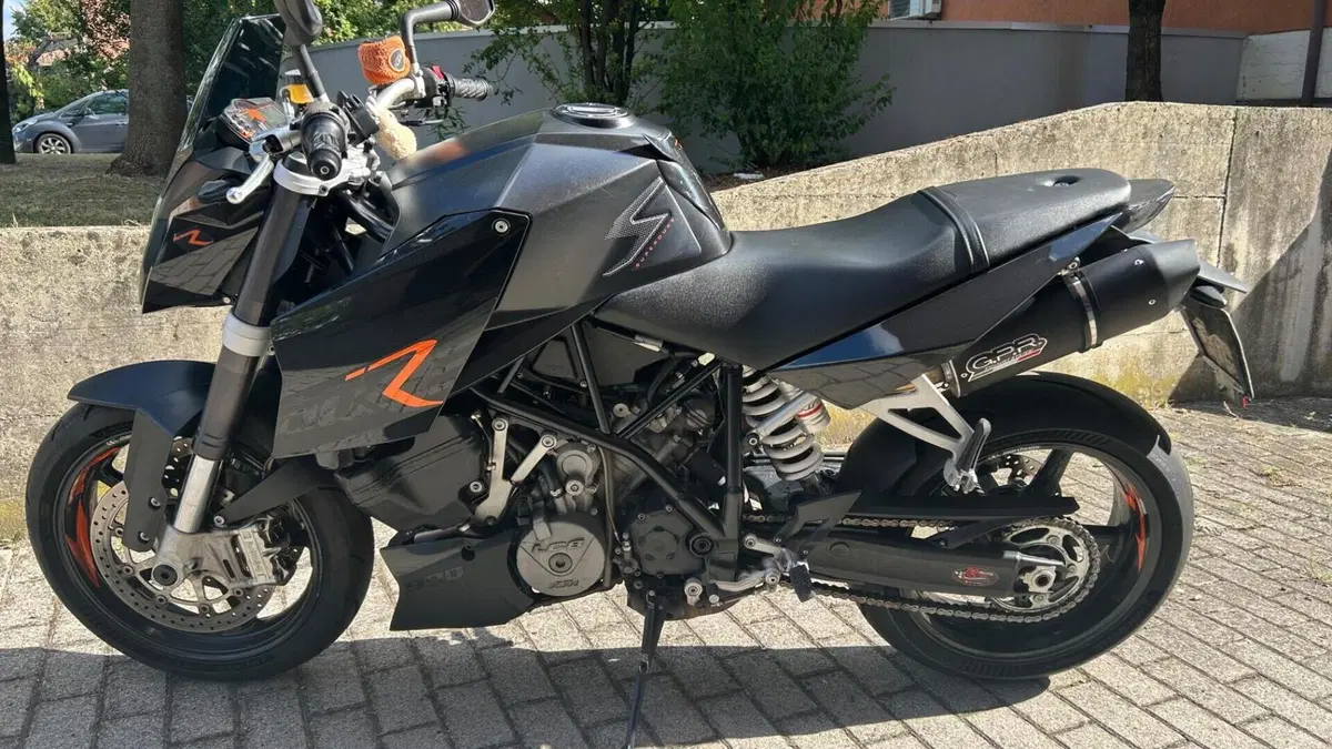 KTM 990 Super Duke (2007 - 11)  (6)