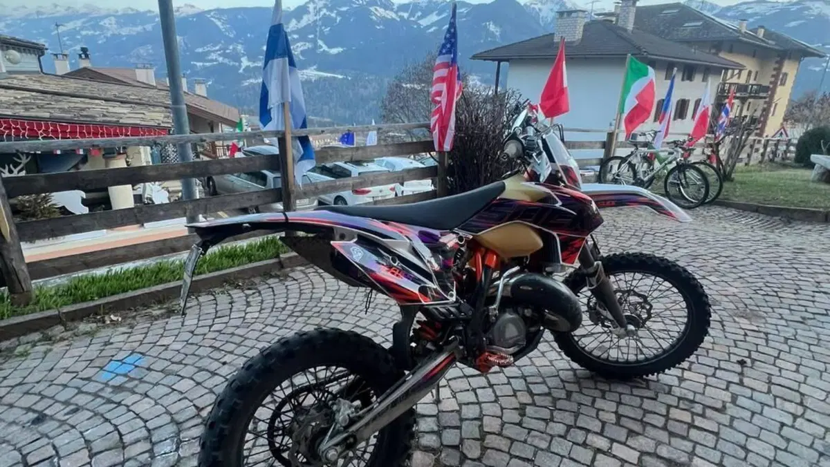 KTM 125 EXC (2015)  (2)