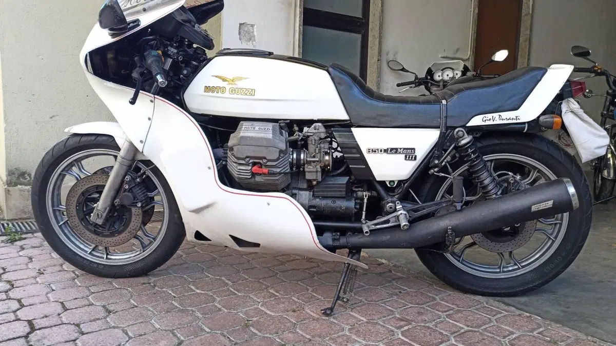 Moto Guzzi  