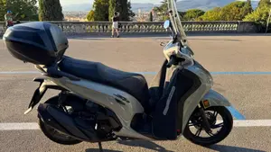 Honda SH 350i Sport (2025 - 26)  (4)