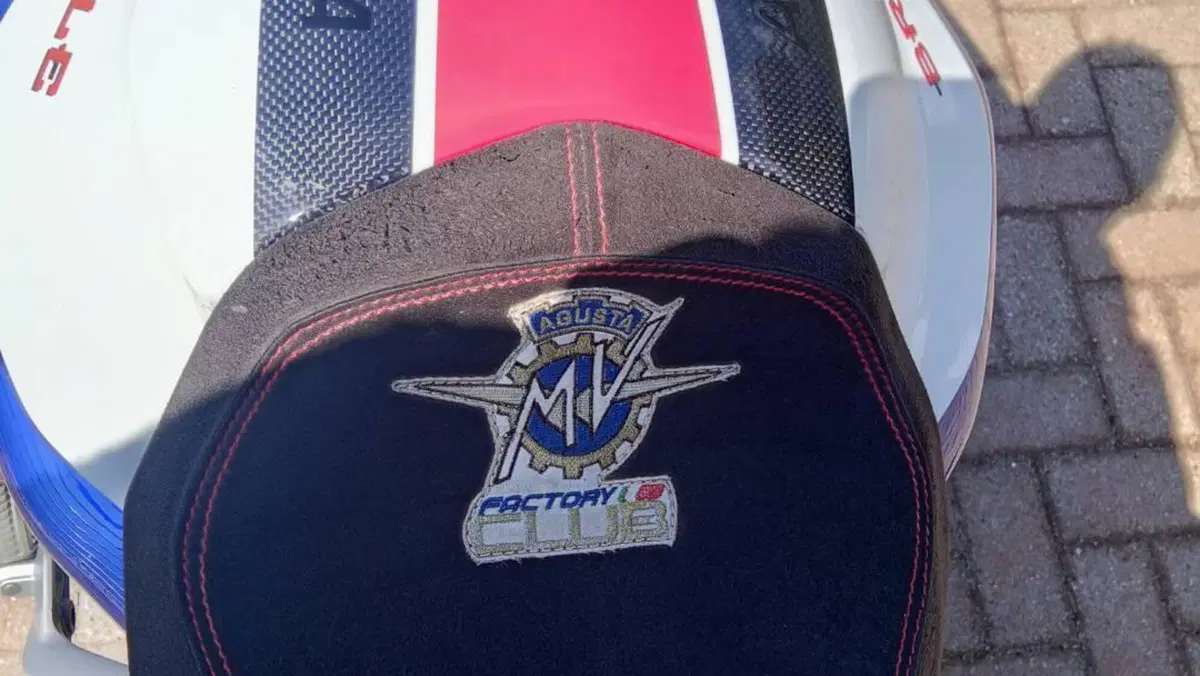 MV Agusta Brutale 910 S (2005 - 11)  (13)