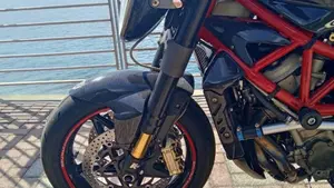 MV Agusta Brutale 910 S (2005 - 11)  (15)