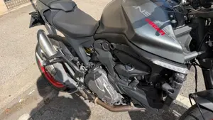 Ducati Monster 937 + (2021 - 25)  (6)