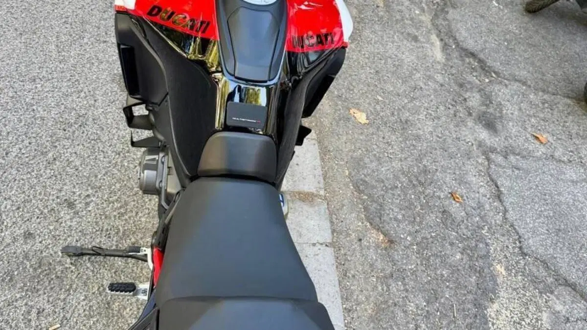 Ducati Multistrada V4 Pikes Peak (2021 - 24)  (2)