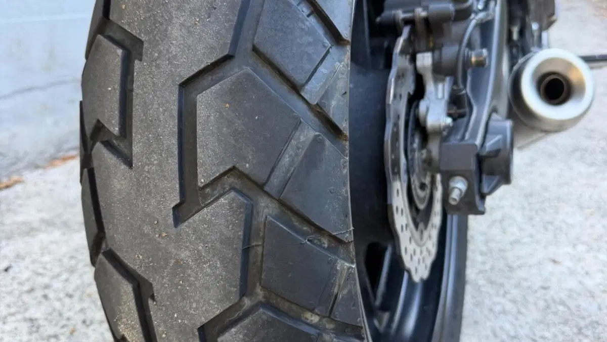 Yamaha XSR 700 ABS 60th Anniversary (2016 - 18)  (4)