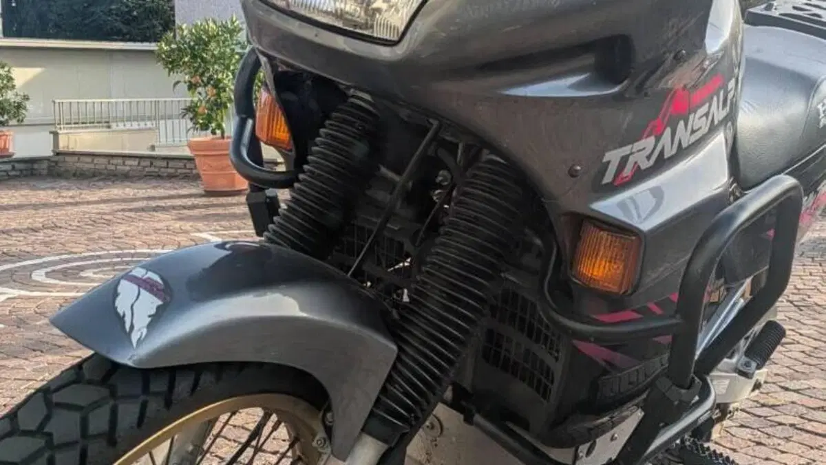 Honda Transalp XL 600V (1994 - 96)  (6)