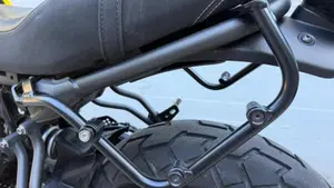 Yamaha XSR 700 ABS 60th Anniversary (2016 - 18)  (11)