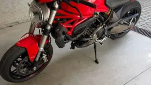 Ducati Monster 821 Stripe ABS (2015 - 17)  (2)