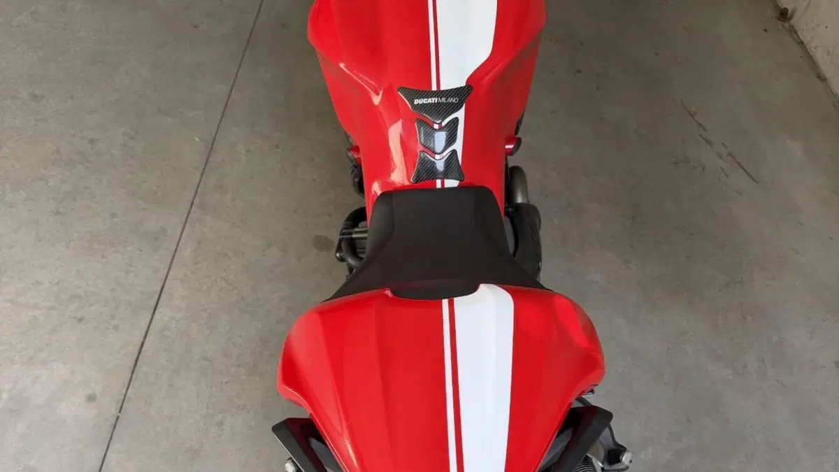 Ducati Monster 821 Stripe ABS (2015 - 17)  (6)