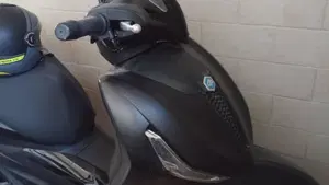 Piaggio Beverly 400 (2025 - 26) 