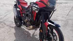 Honda Africa Twin CRF 1100L (2022 - 23)  (2)