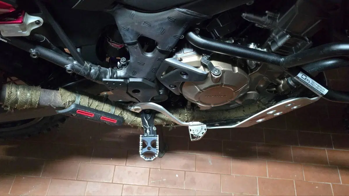Honda Africa Twin CRF 1000L ABS (2016 - 17)  (6)