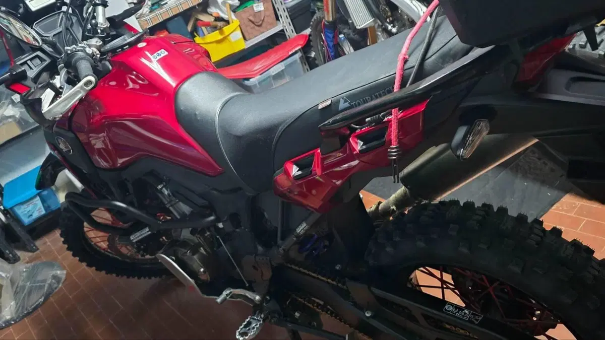 Honda Africa Twin CRF 1000L ABS (2016 - 17)  (8)