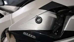 Kawasaki Ninja 600 ZX-6R (2000 - 02)  (3)