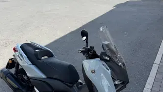 Yamaha X-Max 300 Tech Max+ (2025 - 26)