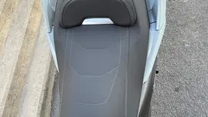 Yamaha X-Max 300 Tech Max+ (2025 - 26)  (7)