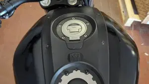 Yamaha XSR 700 ABS (2016 - 20)  (2)