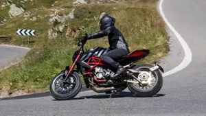 MV Agusta Brutale 800 EAS ABS (2016 - 19)  (5)